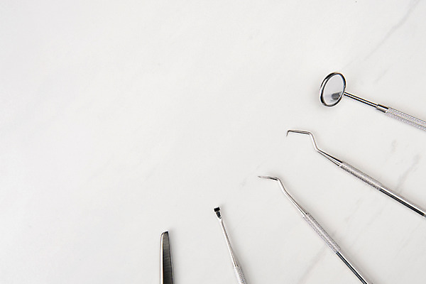 포토 JPG 스튜디오촬영 의료기기 실내 사람없음 하이앵글 오브젝트 흰배경 치과용품 플랫레이 구강거울 국내포토 뷰포인트 백그라운드 의학 내부 흰색 의료용품 플랫 파일형식