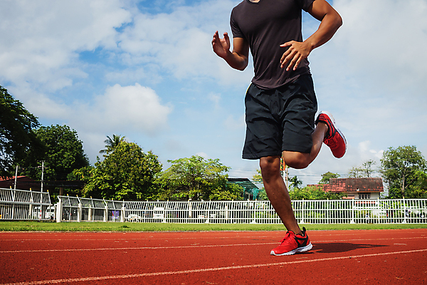 포토 JPG 해외이미지 주간 전신 라이프스타일 남자 건강 한명 성인 야외 옆모습 달리기 조깅 운동 건강관리 성인남자한명만 해외포토 자연요소 1 뷰포인트 모션 관리 사람 생활 남자한명만 성인남자만 파일형식 이미지허브