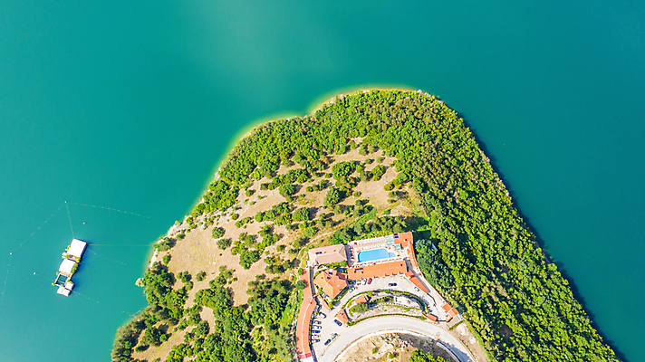 포토 JPG 해외이미지 구름 공원 유럽 호수 자연 산 풍경 사람없음 야외 초록색 반사 환경 골짜기 놀람 하트 숲 댐 언덕 지역 공학 발칸반도 불가리아 사방 해외포토 자연요소 모양 공공시설 교육 감정 나라 컬러 표정 생태계 파일형식 남유럽 이미지허브