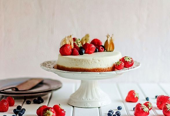 포토 JPG 해외이미지 접시 계절 열매 음식 분홍색 백그라운드 잎 과일 딸기 디저트 사람없음 목재 쿠키 케이크 식당 초콜릿 숟가락 식사 빵집 흰색 대접 신선 원형 달콤 맛 아침식사 작음 설탕 굽기 민트 크림 상쾌 유기농 산딸기 블랙베리 영양분 제빵사 타르트 페스츄리 핸드메이드 더스트파티클 해외포토 도형 나무 식물 직업 식기 웰빙 감정 빵 컬러 컨셉 재료 수저 상점 크기 구이 허브 파이_빵 파일형식 이미지허브