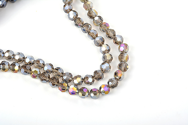 포토 JPG 해외이미지 디자인 컨셉 목걸이 장신구 팔찌 유리 아이디어 선물 사랑 취미 사람없음 장식 파란색 빛 유행 회색 흰색 원형 고급 우아함 은색 크리스탈 보석 자르기 구슬 질감 에메랄드 다이아몬드 자수 보물 DIY 고립 핸드메이드 스타일 해외포토 도형 감정 컬러 모션 재질 광석 파일형식 이미지허브