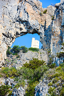포토 JPG 해외이미지 바다 여행 자연 하늘 풍경 사람없음 야외 초록색 물 파란색 이탈리아 절벽 만 동굴 지중해 암초 해외포토 자연요소 유럽 컬러 생태계 파일형식 이미지허브