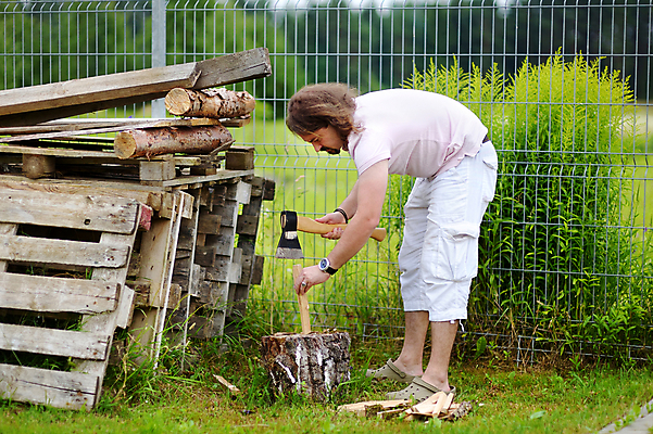 포토 JPG 해외이미지 나무 식물 직업 라이프스타일 남자 산업 조각 패턴 노동자 부츠 관리 한명 사람 야외 목재 파란색 힘 가을 공구 소나무 업무 숲 위험 장작 자르기 서비스 준비 땀 통나무 날카로움 도끼 나무껍질 잡동사니 대회 다리찢기 내추럴 벌목 수목 해외포토 1 계절 컬러 신발 컨셉 무늬 재료 모션 생활 껍질 도구 작업 파일형식 이미지허브