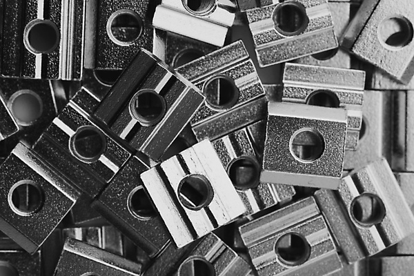 포토 JPG 해외이미지 산업 선 백그라운드 추상 흑백 사람없음 빛 반짝임 뷰티 반사 금속 검은색 회색 견과류 흰색 나사 구멍 제조 은색 상품 미끄럼틀 흙더미 하드웨어 해외포토 컬러 무늬 모션 재질 촬영기법 컴퓨터 흙 공구 놀이기구 파일형식 더미 이미지허브