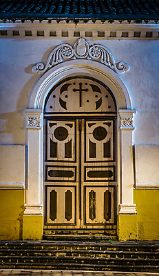 포토 JPG 해외이미지 디자인 외관 기독교 종교 백그라운드 건축양식 출입구 손잡이 미술 사람없음 야외 목재 장식 갈색 교회 문 어둠 수확 골동품 사찰 화려 남아메리카 중세 역사 입장 아치 복고 에콰도르 고립 노크 숭배 옛날 정문 해외포토 나무 건축 컬러 컨셉 농업 재료 종교건축 문화예술 아메리카 건물 파일형식 이미지허브