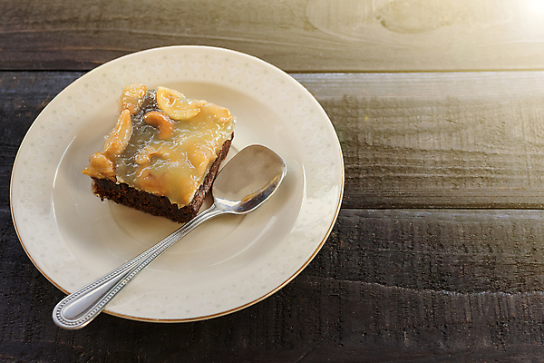 포토 JPG 해외이미지 라이프스타일 접시 음식 조각 백그라운드 크리스마스 과일 디저트 요리 사람없음 목재 가로 갈색 노란색 쌓기 케이크 초콜릿 검은색 식사 흰색 대접 신선 생일 달콤 맛 아침식사 설탕 자르기 굽기 먹기 크림 땅콩 부드러움 토핑 코코넛 페스츄리 핸드메이드 캐러멜 해외포토 나무 식기 기념일 빵 컬러 컨셉 재료 모션 생활 견과류 감각 구이 파일형식 이미지허브