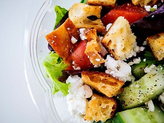 포토 JPG 해외이미지 접시 음식 빵 잎 채소 재료 오이 치즈 건강 육류 사람없음 가로 빨간색 초록색 빛 식사 저녁식사 샐러드 흰색 신선 사발 맛 아침식사 상추 가슴 먹기 레몬 싱글 유기농 올리브 후추 버터 그리스인 점심식사 영양분 로메인상추 해외포토 서양인 식물 식기 웰빙 열매 컬러 컨셉 과일 식재료 모션 유제품 신체부위 사기그릇 향신료 파일형식 이미지허브