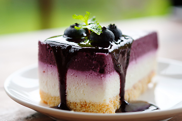 포토 JPG 해외이미지 접시 열매 음식 조각 결혼 백그라운드 잎 과일 부분 디저트 건강 요리 사람없음 장식 초록색 파티 유행 케이크 상점 보라색 빵집 흰색 축하 신선 생일 달콤 맛 굽기 먹기 민트 크림 블루베리 심플 젤리 무스 페스츄리 핸드메이드 해외포토 식물 식기 기념일 빵 컬러 컨셉 모션 이벤트 구이 허브 파일형식 이미지허브