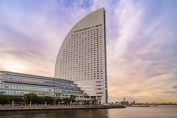 포토 JPG 해외이미지 주간 구름 공원 아시아 바다 여행 곡선 건축양식 하늘 호텔 휴가 사람 풍경 사람없음 야외 건물 물 여름 강 도시풍경 여행객 탑 항구 일본 고층빌딩 도시 만 야간 큼 해외포토 자연요소 건축물 계절 공공시설 건축 나라 선 교통시설 숙소 빌딩 크기 파일형식 이미지허브