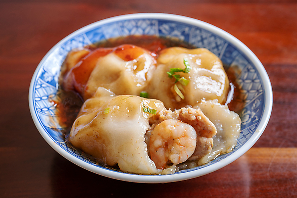 포토 JPG 해외이미지 그릇 새우 실내 사람없음 대만 만두 나무배경 해외포토 식기 아시아 음식 백그라운드 갑각류 내부 파일형식 이미지허브