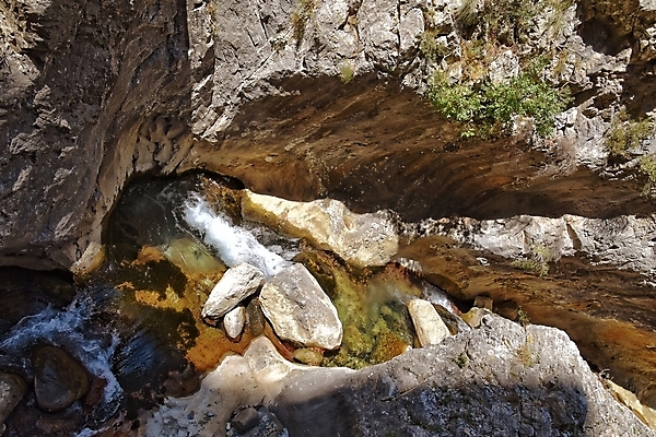 포토 JPG 해외이미지 계절 자연 날씨 휴가 산 풍경 사람없음 물 여름 골짜기 폭포 탐험 뜨거움 내추럴 지질학 흥미 튀르키예 해외포토 자연요소 교육 아시아 컨셉 생태계 파일형식 이미지허브