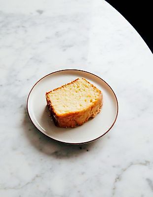 포토 JPG 해외이미지 잡화 음식 조각 과일 부분 디저트 부활절 건강 사람없음 장식 가로 노란색 파티 케이크 주방 주스 빵집 껍질 흰색 신선 발표 클래식 달콤 맛 설탕 레몬 크림 흰배경 반죽 레시피 고립 깨짐 머랭 바이오 석판 신맛 페스츄리 핸드메이드 해외포토 기념일 음료 빵 컬러 백그라운드 컨셉 이벤트 상점 파일형식 이미지허브