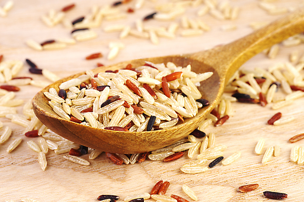 포토 JPG 해외이미지 음식 백그라운드 재료 밥 건조 건강 사람없음 목재 빨간색 갈색 숟가락 검은색 중국 낟알 시리얼 유기농 날것 세련 해외포토 나무 웰빙 아시아 컬러 수저 파일형식 이미지허브