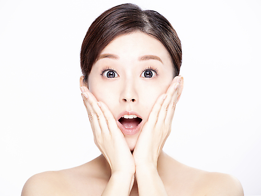 포토 JPG 해외이미지 여자 행복 얼굴 갈색머리 한명 동양인 상반신 성인 앞모습 뷰티 놀람 우아함 매끈함 순수 자기관리 성인여자한명만 해외포토 1 헤어스타일 감정 뷰포인트 컨셉 표정 사람 인종 신체부위 감각 여자한명만 성인여자만 파일형식 이미지허브