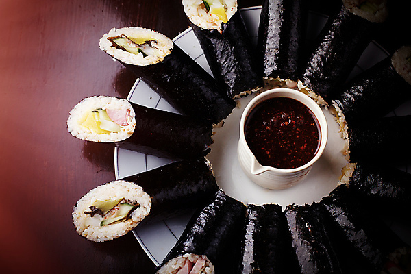 포토 JPG 해외이미지 식물 전통 접시 계절 아시아 문화 음식 백그라운드 다이어트 채소 재료 고추 밥 한국 건강 요리 동양인 사람없음 빨간색 식당 계란 식사 저녁식사 중국 당근 흰색 뜨거움 사발 닫기 맛 먹기 향신료 유기농 매움 양배추 피클 후추 생강 점심식사 채식주의자 해외포토 식기 웰빙 나라 컬러 컨셉 모션 뿌리채소 인종 상점 알 사기그릇 채식 절임 향미료 파일형식 이미지허브