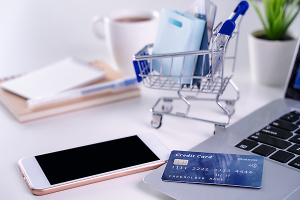 포토 JPG 해외이미지 식물 화분 커피 사람없음 컵 노트북 스마트폰 쇼핑 쇼핑백 펜 다이어리 쇼핑카 신용카드 흰배경 해외포토 식기 음료 백그라운드 가방 금융 전자제품 핸드폰 스마트기기 필기구 사무용품 카트 흰색 파일형식 이미지허브