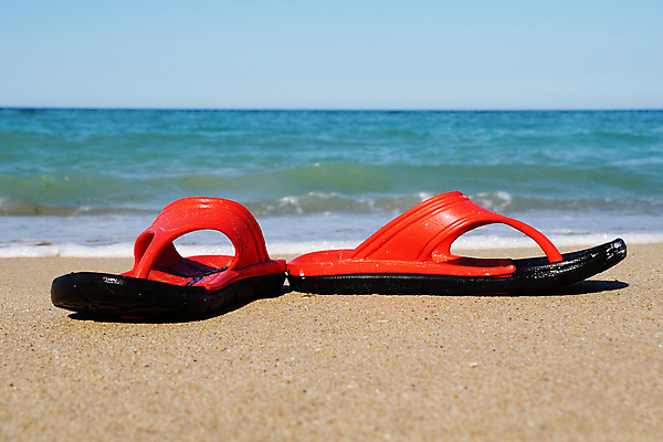 포토 JPG 해외이미지 라이프스타일 모래 파도 바다 여행 백그라운드 신발 자연 휴가 휴식 사람없음 물 모래사장 태양 유행 뜨거움 고독 샌들 휴양지 질감 파라다이스 수평선 해외포토 자연요소 감정 컨셉 생활 장소 생태계 파일형식 이미지허브