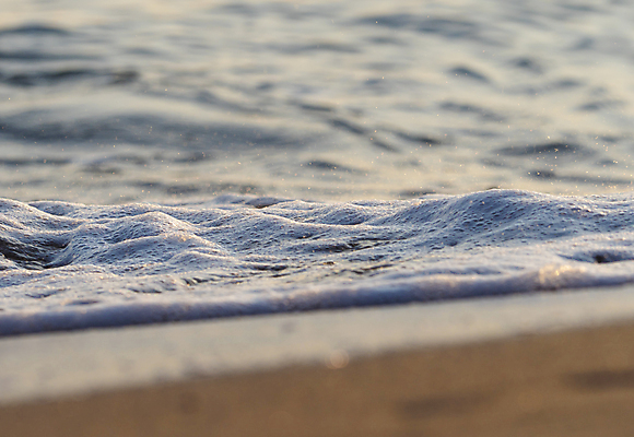 포토 JPG 해외이미지 디자인 모래 파도 바다 여행 백그라운드 패턴 자연 벽지 표면 추상 휴가 휴식 풍경 사람없음 야외 물 여름 빛 모래사장 햇빛 거품 젖음 투명 액체 서핑 닫기 떨어짐 질감 내추럴 해외포토 자연요소 계절 컨셉 무늬 모션 태양 수상스포츠 생태계 파일형식 이미지허브