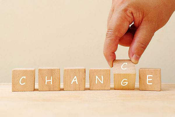 포토 JPG 해외이미지 직업 라이프스타일 손 컨셉 생각 비즈니스 텍스트 성공 열쇠 미래 아이디어 기술 사람없음 목재 금융 단어 희망 공연 성장 시간 업무 변화 계획 위험 대표 편지 큐브 기회 투자 격려 해결 개발 경영 방법 셀프 해외포토 나무 문자 감정 재료 모션 이벤트 생활 신체부위 경제 작업 파일형식 이미지허브