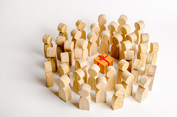 포토 JPG 해외이미지 실내 사람없음 선물상자 상자 말_게임 군중 흰배경 해외포토 백그라운드 선물 사람 내부 흰색 파일형식 이미지허브