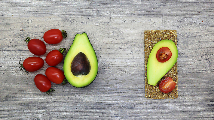 포토 JPG 해외이미지 음식 빵 조각 다이어트 토마토 채소 과일 재료 방울토마토 자연 오이 샌드위치 건강 요리 사람없음 빨간색 초록색 식사 샐러드 흰색 신선 자르기 시리얼 오브젝트 유기농 아보카도 건강식 고립 숙성 채식주의자 비건 해외포토 웰빙 컬러 모션 생태계 채식 파일형식 이미지허브