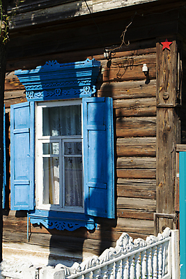 포토 JPG 해외이미지 전통 외관 문화 벽 여행 패턴 건축양식 창문 유리 주택 프레임 미술 여러명 사람없음 야외 건물 목재 장식 마을 수확 시골 도시 역사 농부 질감 복고 목각 셔터 러시아인 벨로루시 옛날 전국 스타일 해외포토 서양인 나무 직업 건축물 건축 다수 무늬 농업 재료 재질 문화예술 사람 파일형식 이미지허브