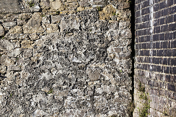 포토 JPG 해외이미지 외관 산업 벽 백그라운드 패턴 건축양식 표면 날씨 추상 벽돌 건설업 돌담 사람없음 건물 가로 공백 블록 도시 큼 타일 고민 질감 시멘트 직사각형 고체 그런지 옛날 지속성 콘크리트 카피스페이스 해외포토 도형 건축물 건축 감정 무늬 담장 돌_바위 크기 파일형식 이미지허브