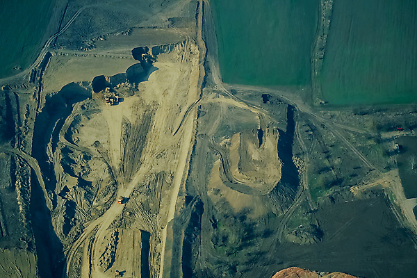 포토 JPG 해외이미지 산업 지구 오렌지 교통시설 자연 표면 벽돌 노동자 풍경 사람없음 건물 여름 노란색 기계 장비 제조 땅 굴착기 양동이 국자 날것 러시아 점토 지역 무거움 자원 내추럴 개발 땅바닥 땅파기 시베리아 조작 지질학 채석 추출 현상 해외포토 직업 건축물 계절 교육 유럽 컬러 교통 과일 주방용품 바닥 중장비 무게 시설 생태계 파일형식 이미지허브