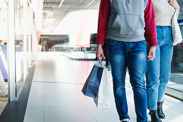 포토 JPG 해외이미지 커플 여자 남자 컨셉 가방 데이트 청소년 사람 사람없음 두명 쇼핑 상점 산책 날짜 전철 공항 쇼핑몰 카피스페이스 해외포토 잡화 육상교통 관계 교통시설 휴식 대중교통 공백 파일형식 이미지허브