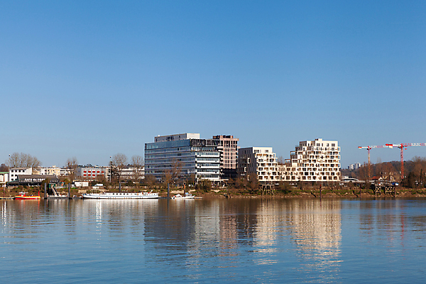 포토 JPG 해외이미지 산업 백그라운드 비즈니스 건축양식 미래 새로움 아파트 주택 사람없음 야외 파란색 탑 프랑스 성장 흰색 도시 재산 땅 기중기 시멘트 타운 개발 진짜 해외포토 건축물 건축 유럽 컬러 컨셉 건물 금융 중장비 파일형식 이미지허브