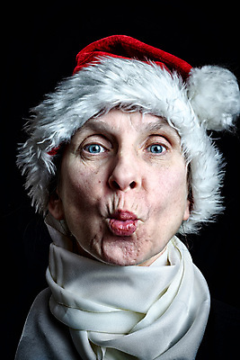 포토 JPG 해외이미지 백인 전통 응시 행복 얼굴 크리스마스 겨울 휴가 새로움 새해 키스 한명 미소 사람 성인 빨간색 산타클로스 축제 목도리 놀람 기쁨 흰색 축하 표현 아내 최고 12월 연도 캡모자 클라우스 해외포토 서양인 모자_잡화 1 시선 잡화 계절 기념일 감정 컬러 컨셉 표정 신체부위 날짜 애정표현 파일형식 이미지허브