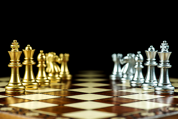 포토 JPG 해외이미지 조각 백그라운드 컨셉 비즈니스 놀이 성공 사람없음 검은색 경쟁 도전 게임 흰색 체스말 체스 계획 대표 왕 리더 싸움 체스판 여왕 지능 필승 해외포토 컬러 모션 우승 말_게임 파일형식 이미지허브