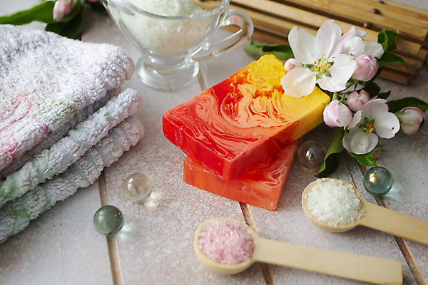 포토 JPG 해외이미지 손 백그라운드 신체 자연 휴식 주택 건강 사람없음 목재 치료 수건 위생용품 장미 스파 어둠 목욕 화장품 욕실 벚꽃 시골 신선 바 고급 빨래 상품 허브 피부 유기농 향기 아로마 비누 향 아로마테라피 테라피 사우나 내추럴 돌봄 위생관리 핸드메이드 해외포토 나무 식물 웰빙 꽃 생활용품 컨셉 가사 재료 의학 모션 관리 건물 신체부위 뷰티 청결 생태계 냄새 파일형식 이미지허브