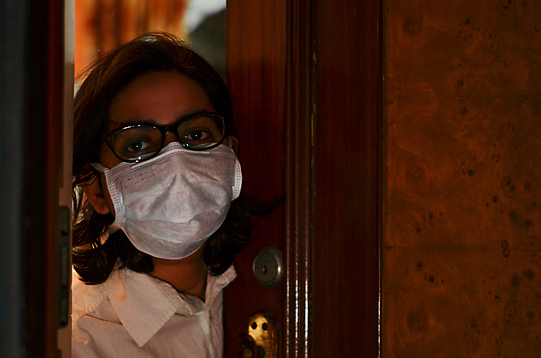 포토 JPG 해외이미지 직업 1 응시 여자 백그라운드 실내 건강 병원 한명 안전 성인 고통 간호사 의사 흰색 보호 질병 무서움 인도인 예방 감염 전염 부름 조심 긴장 기어 고립 답변 돌봄 인플루엔자 해외포토 외국인 시선 감정 컬러 컨셉 의학 모션 사람 동양인 내부 의료진 바이러스 파일형식 이미지허브