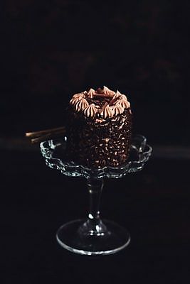 포토 JPG 해외이미지 전통 접시 커피 음식 조각 백그라운드 포크 재료 디저트 치즈 유제품 사람없음 장식 쿠키 케이크 초콜릿 이탈리아 사막 흐름 우유 프랑스 소용돌이 신선 뜨거움 액체 붓기 달콤 크림 서빙 코코아 요거트 와플 고립 무스 반투명 저지방 크림치즈 프로스팅 해외포토 식기 유럽 음료 컨셉 모션 회오리 맛 기름_음식 제빵 파일형식 이미지허브