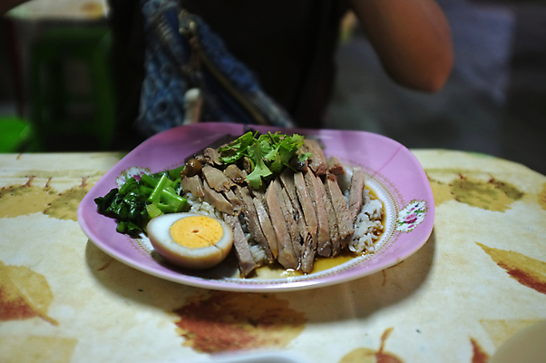 포토 JPG 해외이미지 접시 아시아 문화 음식 백그라운드 채소 태국 밥 건강 마늘 육류 돼지고기 요리 동양인 사람없음 초록색 갈색 식당 계란 식사 저녁식사 중국 흰색 신선 돼지 뜨거움 맛 굽기 피부 점심식사 단백질 스타일 해외포토 식기 나라 컬러 컨셉 식재료 포유류 인종 신체부위 상점 알 구이 영양소 파일형식 이미지허브