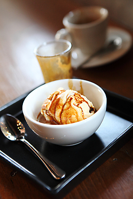 포토 JPG 해외이미지 디저트 실내 사람없음 아웃포커스 아포카토 해외포토 음식 촬영기법 내부 파일형식 이미지허브