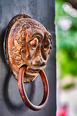 포토 JPG 해외이미지 전통 디자인 아시아 문화 백그라운드 건축양식 거리 주택 손잡이 동양인 사람없음 건물 목재 장식 빨간색 머리 문 금속 중국 수확 골동품 용 사찰 원형 황금 사자 심볼 묘사 질감 잠금 대문 베이징 청동 옛날 스타일 해외포토 도형 나무 건축물 건축 나라 컬러 농업 재료 포유류 종교건축 재질 인종 신체부위 보안 파일형식 이미지허브