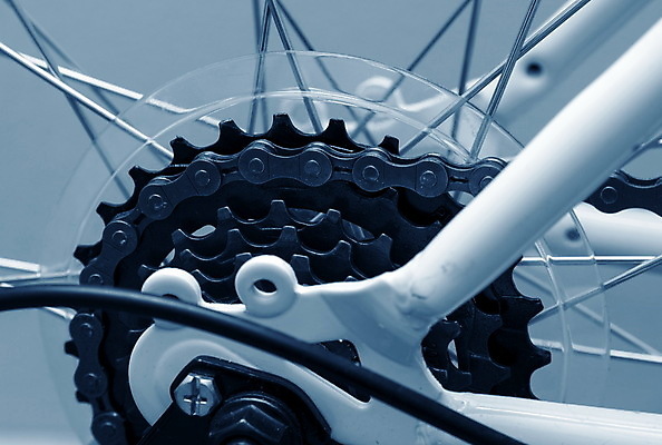 포토 JPG 해외이미지 스포츠 백그라운드 부분 산 사람없음 금속 자전거 기계 장비 흰색 반지 카세트테이프 바퀴 치아 철 오브젝트 톱니바퀴 순환 사이클링 기어 바이킹 신발장 철강 해외포토 컬러 장신구 모션 재질 바이크 소화기관 육상스포츠 파일형식 이미지허브