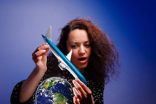 포토 JPG 해외이미지 모델 행복 지구 여행 컨셉 비즈니스 놀이 하늘 휴가 비행기 건강 한명 안전 파란색 세계 사무실 장난감 약 지구본 여행객 스크린 행성 정보 분위기 계획 방향 서비스 여권 시스템 보험 대패 운영자 제어 지리 지원 해외포토 1 감정 컬러 의학 항공교통 대중교통 사람 우주 파일형식 이미지허브