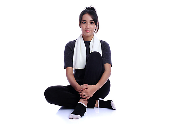 포토 JPG 해외이미지 모델 라이프스타일 여자 스포츠 포즈 신체 휴식 건강 한명 서기 사람 가로 조깅 운동 강사 힘 몸무게 보디빌딩 날씬함 연습 체육관 근육질 슛 체조 달리기선수 복근 해외포토 직업 1 컨셉 모션 근육 생활 헬스 몸매 육상선수 파일형식 이미지허브