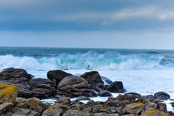 포토 JPG 해외이미지 파도 바다 섬 여행 모션 자연 조류 하늘 날씨 휴가 풍경 사람없음 야외 물 여름 파란색 힘 거품 바위 만 거친 황무지 스페인 떨어짐 방파제 분무기 암초 격파 때리기 힘찬 스플래쉬 수평선 해외포토 자연요소 동물 계절 공공시설 유럽 컬러 컨셉 돌_바위 생태계 파일형식 이미지허브