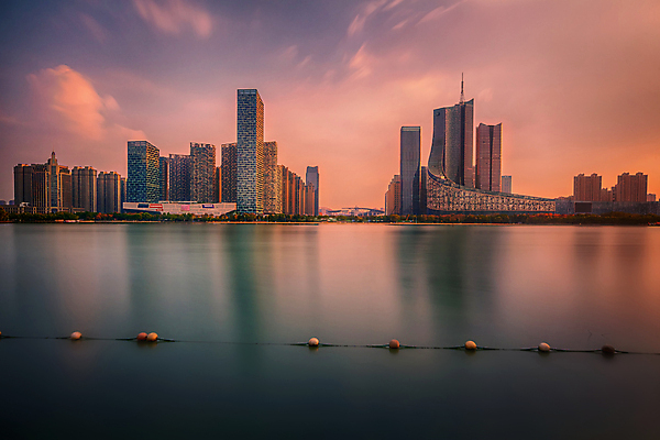 포토 JPG 해외이미지 호수 파도 여행 요트 비즈니스 건축양식 하늘 부동산 휴가 거리 풍경 사람없음 건물 물 도시풍경 사무실 탑 고층빌딩 중국 황혼 일몰 도시 도심 지역 스카이라인 개발 해외포토 자연요소 건축물 건축 아시아 바다 배_교통 빌딩 노을 재산 파일형식 이미지허브