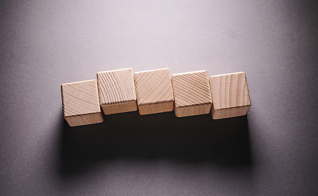 포토 JPG 해외이미지 모양 디자인 교육 어린이 백그라운드 컨셉 비즈니스 건축양식 놀이 추상 벽돌 아이디어 창조 사람없음 목재 상자 장난감 갈색 노란색 쌓기 탑 블록 유치원 기쁨 게임 흰색 놀이터 큐브 오브젝트 정사각형 만들기 심플 진행 개발 고립 해외포토 도형 나무 건축물 건축 감정 컬러 무늬 재료 모션 사람 파일형식 이미지허브