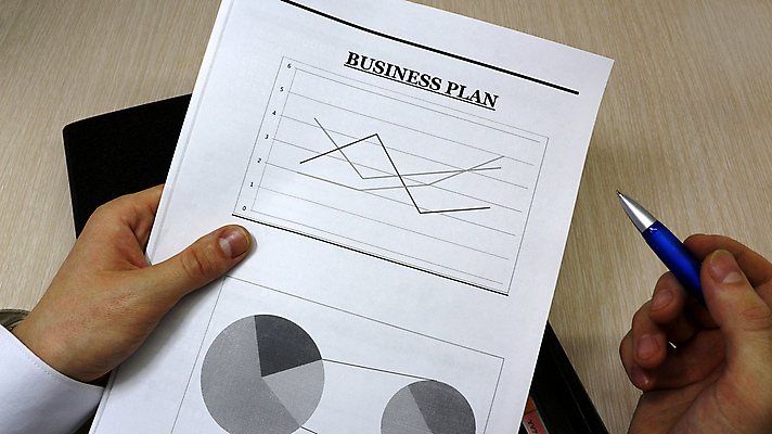 포토 JPG 해외이미지 직업 사업가 손가락 통계 성공 그래프 설계 아이디어 사람없음 책 금융 경제 노트북 연필 펜 공책 자료 성장 작업 비즈니스맨 가르침 결과 계획 건축가 대표 분석 계약 무역 보고서 서식 문서 투자 청사진 회계 개발 마케팅 프로젝트 경제학 치프 브레인스토밍 해외포토 손 교육 남자 산업 컨셉 비즈니스 문구용품 학용품 전자제품 필기구 직장인 파일형식 이미지허브