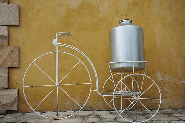 포토 JPG 해외이미지 나무 식물 전통 라이프스타일 디자인 꽃 벽 가구 백그라운드 컨셉 패턴 의자 장신구 건축양식 추상 바닥 주택 프레임 사랑 사람없음 내부 장식 유행 평화 식당 자전거 카페 흰색 하트 바퀴 클래식 냄비 질감 고립 스타일 해외포토 모양 건축 감정 컬러 생활용품 무늬 건물 생활 상점 바이크 솥 파일형식 이미지허브