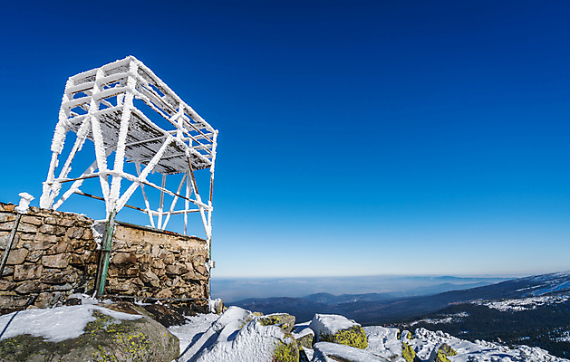 포토 JPG 해외이미지 계절 여행 겨울 건축양식 자연 날씨 산 풍경 사람없음 평화 계곡 트래킹 하이킹 추위 흰색 시골 관찰 정상 시원함 언덕 서리 단상 폴란드 절정 해외포토 건축 유럽 컬러 컨셉 모션 레저 생태계 파일형식 이미지허브