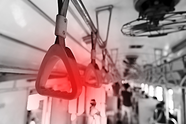 포토 JPG 해외이미지 라이프스타일 손 포스터 여행 백그라운드 컨셉 비즈니스 난간 교통시설 실내 매달리기 손잡이 안전 사람 사람없음 내부 여행객 금속 일본 장비 기차 흰색 잡기 도시 바 전철 역 플라스틱 천장 출퇴근 승객 일반 마케팅 스트랩 해외포토 아시아 육상교통 컬러 교통 모션 재질 대중교통 생활 신체부위 시설 파일형식 이미지허브