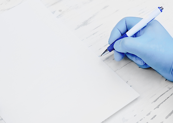 포토 JPG 해외이미지 손 디자인 종이 벽 장갑 컨셉 비즈니스 탁자 프레임 사람없음 금융 파란색 사무실 연필 펜 문 쪽지 공백 흰색 기록 업무 신용카드 보호 계획 건축가 디자이너 오브젝트 그림 문서 페이지 시트 서류판 해외포토 직업 잡화 컬러 가구 학용품 신체부위 경제 필기구 사무용품 작업 파일형식 이미지허브