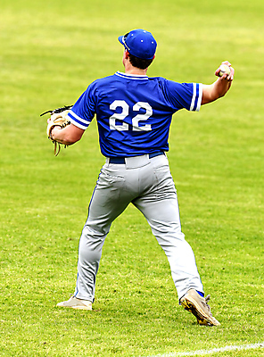 포토 JPG 해외이미지 전신 남자 유니폼 청소년 한명 들기 뒷모습 10대 경쟁 경기장 활발 야구 야구선수 던지기 야구공 투수 야구복 대회 십대남자한명만 해외포토 1 옷 뷰포인트 컨셉 공 스포츠시설 모션 운동선수 사람 운동복 구기 야구용품 남자한명만 십대남자만 파일형식 이미지허브